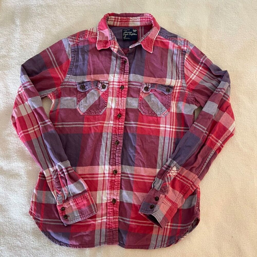 American Eagle Outfitters Women's Long Sleeved Pink Plaid Button Up, Size S